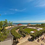 索波特喜来登酒店 5*