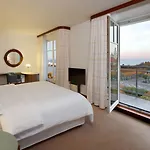 Sheraton Hotel
