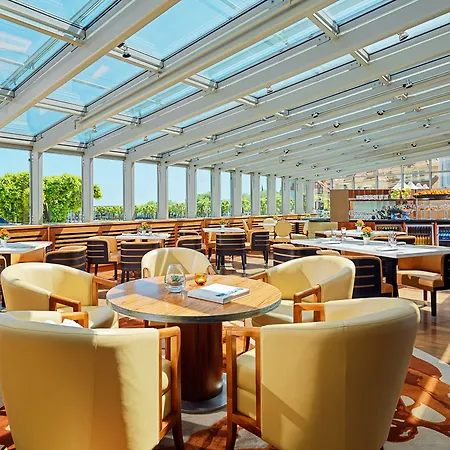 Sheraton Hotel 5*